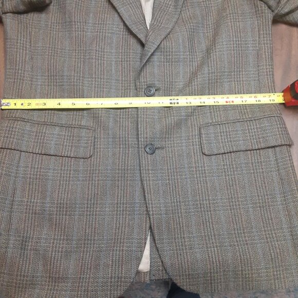 Jos. A. Bank Men's 40R Wool Cashmere Herringbone Sports Coat Two Button - Picture 14 of 16